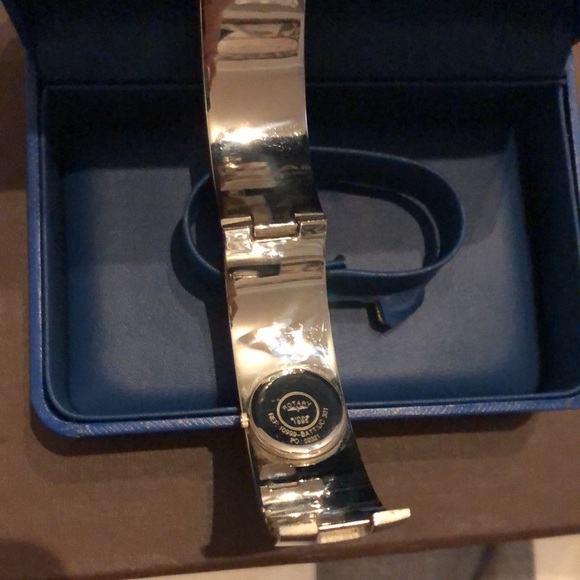 Rotary Silver Bracelet Watch - Picture 4 of 6